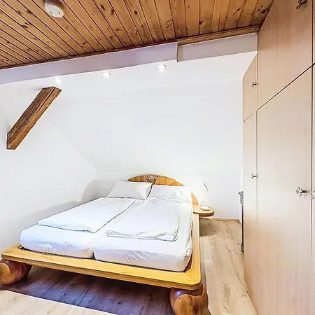 아파트 Ebenberghof Mit Seeblick By Interhome 젤암제