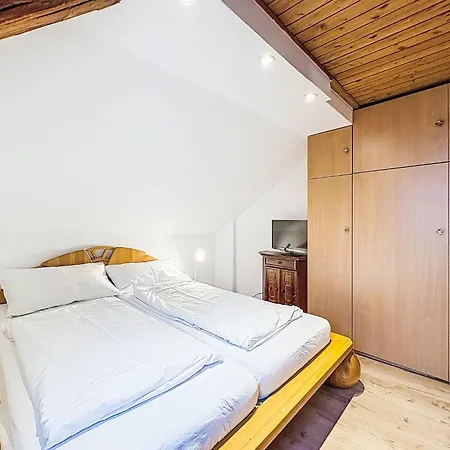 Διαμέρισμα Ebenberghof Mit Seeblick By Interhome *